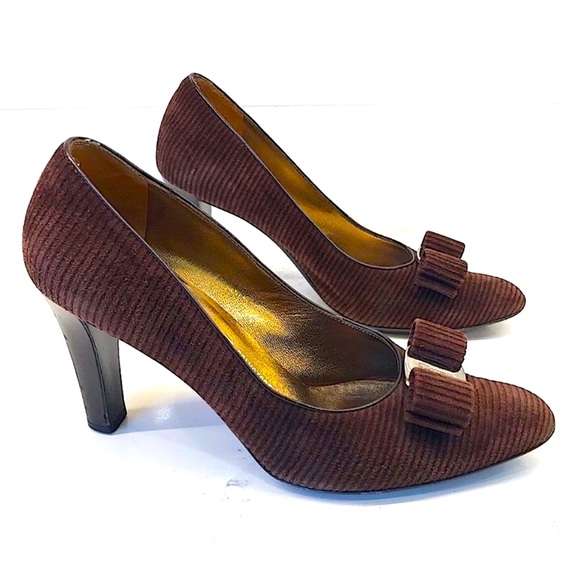 Salvatore Ferragamo Suede Pumps - Picture 1 of 13
